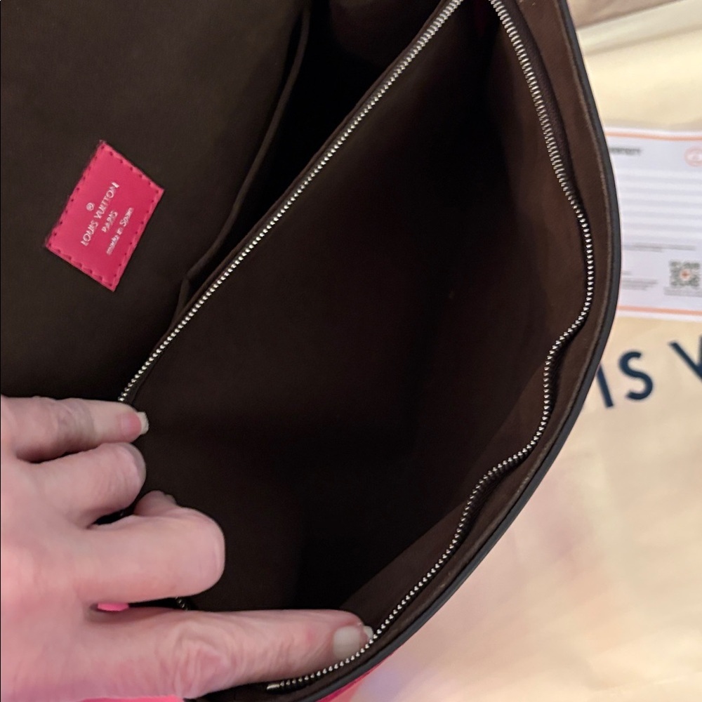 Louis Vuitton Epi Cluny BB Fuchsia Satchel - Picture 14 of 16